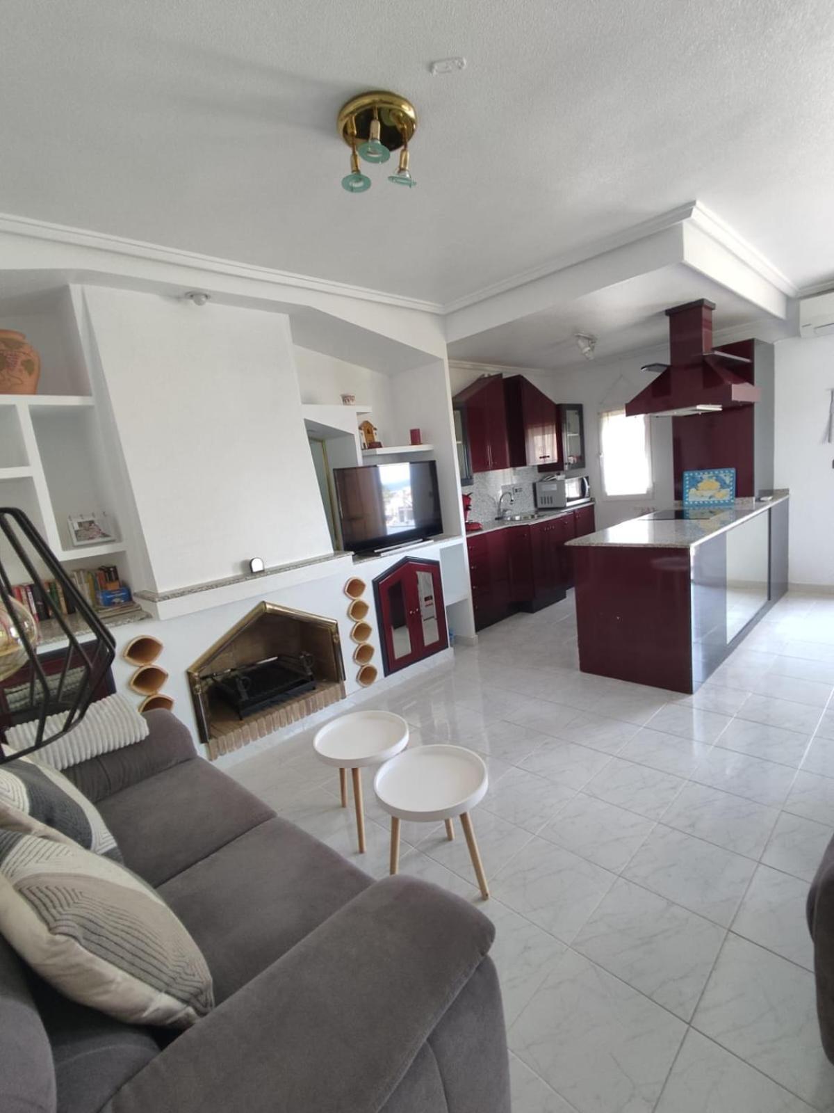 Schoenes Ruhiges Rooftop Apartment Mit Grosser Dachterrasse Торрев'єха Екстер'єр фото
